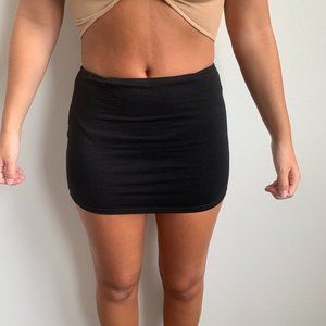 Edikted Black Mini Skirt XS